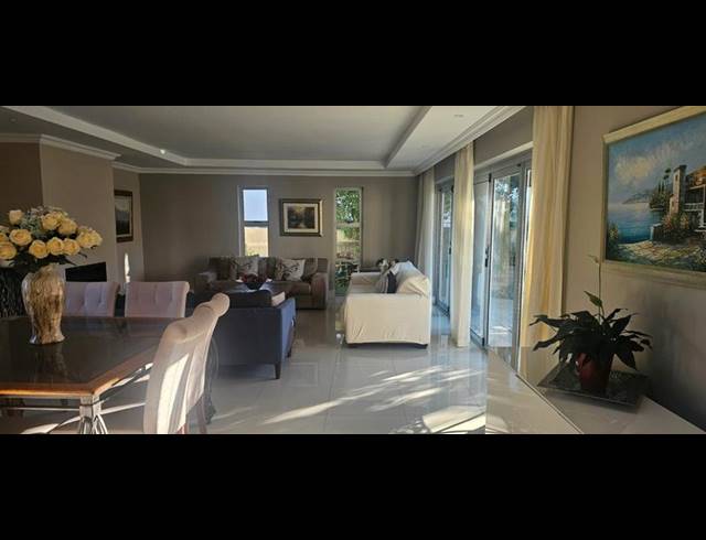 3 BEDROOM PROPERTY TO RENT IN FLAMINGO VLEI